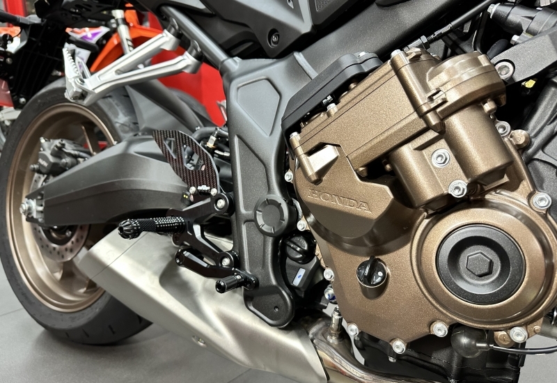 HONDA_CB650E_腳踏後移組_Rearsets